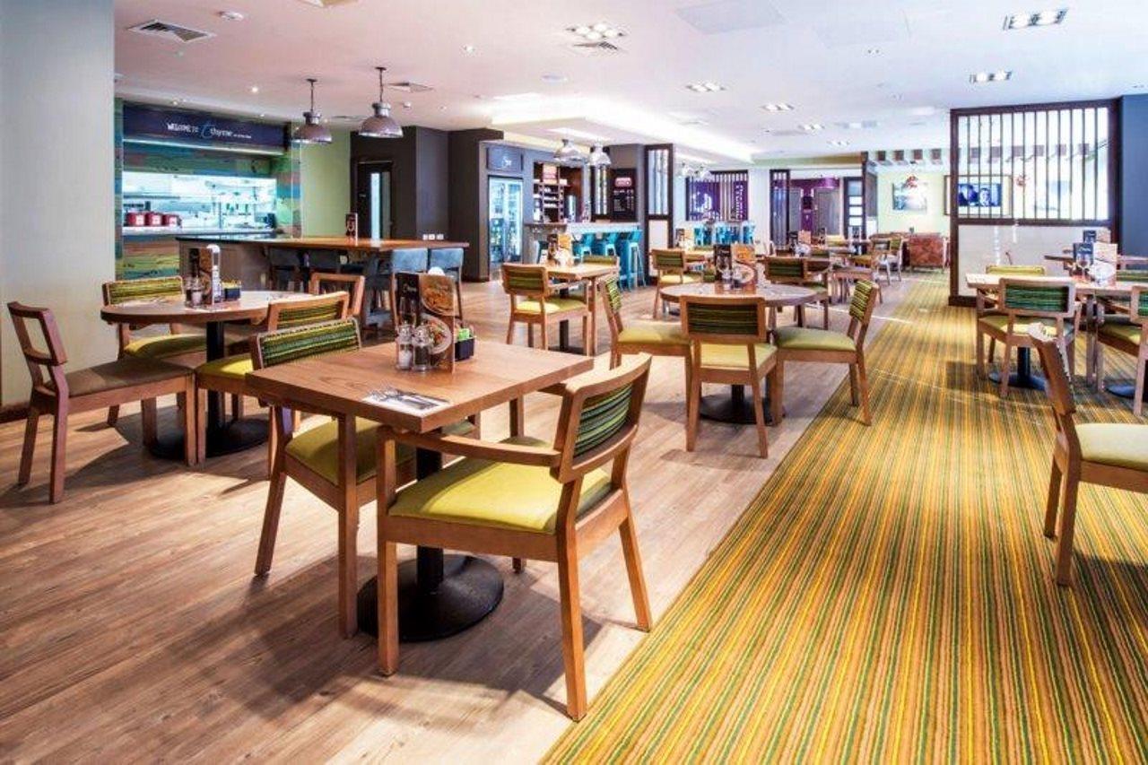 Premier Inn Worthing Seafront 外观 照片