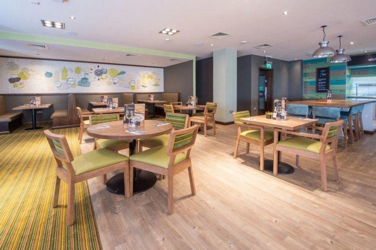 Premier Inn Worthing Seafront 外观 照片