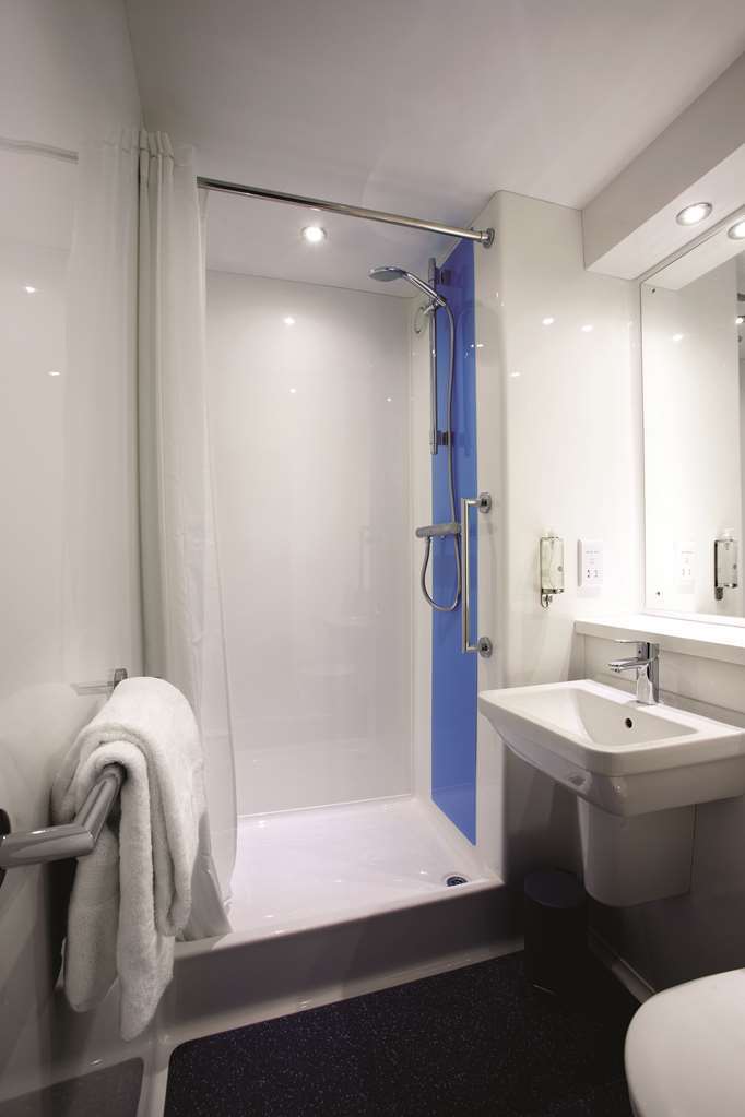 Premier Inn Worthing Seafront 客房 照片