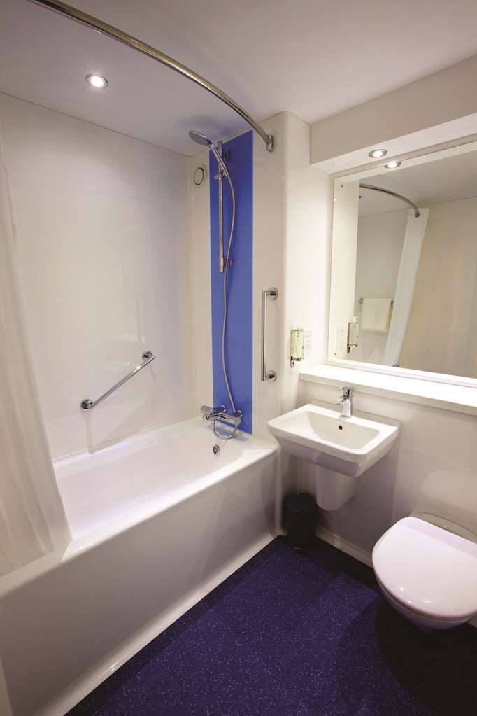 Premier Inn Worthing Seafront 客房 照片